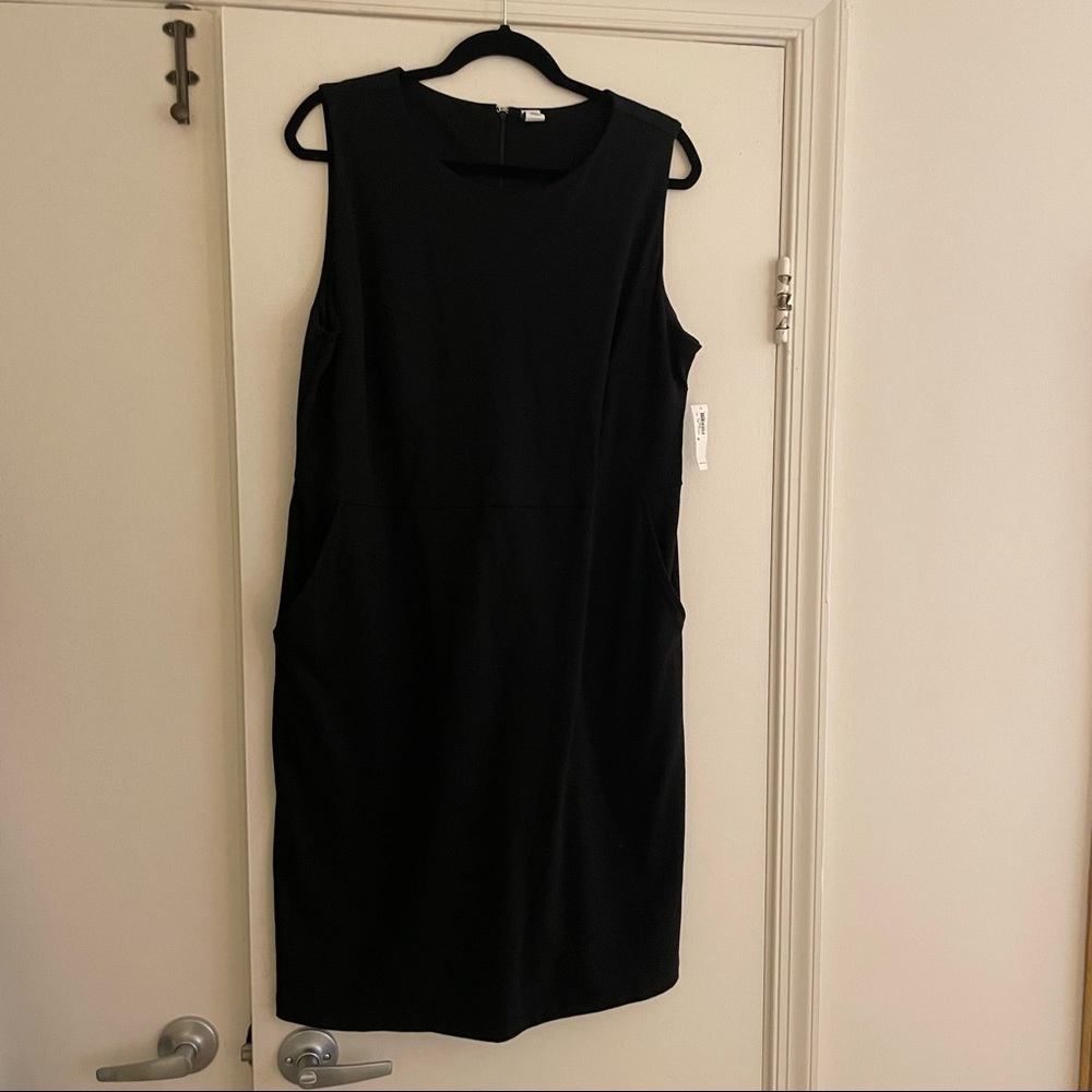 NWT Old Navy Sheath Dress with POCKETS! US XL
